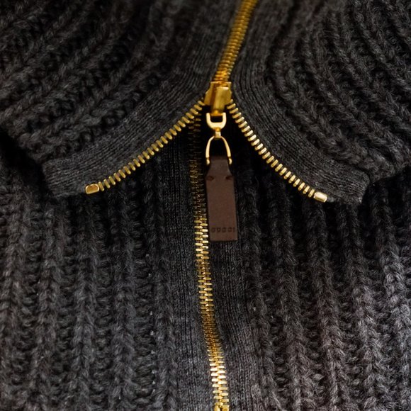 Gucci PF/11 Grey Alpaca Fringe Knit Zip Collar Scarf - Picture 8 of 9